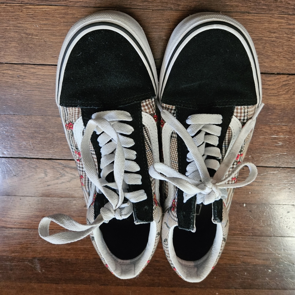 Vans Flower Pattern Shoe